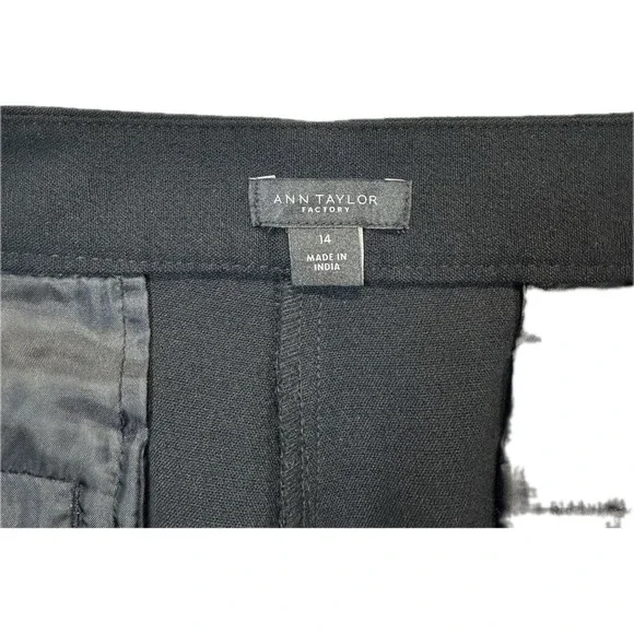 Ann Taylor Factory Womens Black Lace Hem Cropped Wide Leg Pants Size 14 Spring - Picture 6 of 8